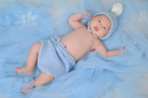 武威摸孕妇肚子沾喜气